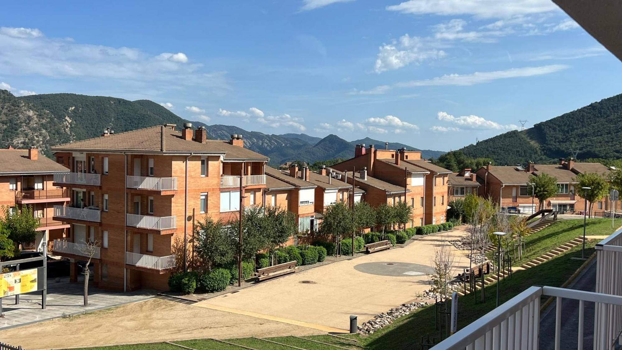 Apartament Acollidor Al Bergueda 6P Sant Jordi de Cercs Kültér fotó