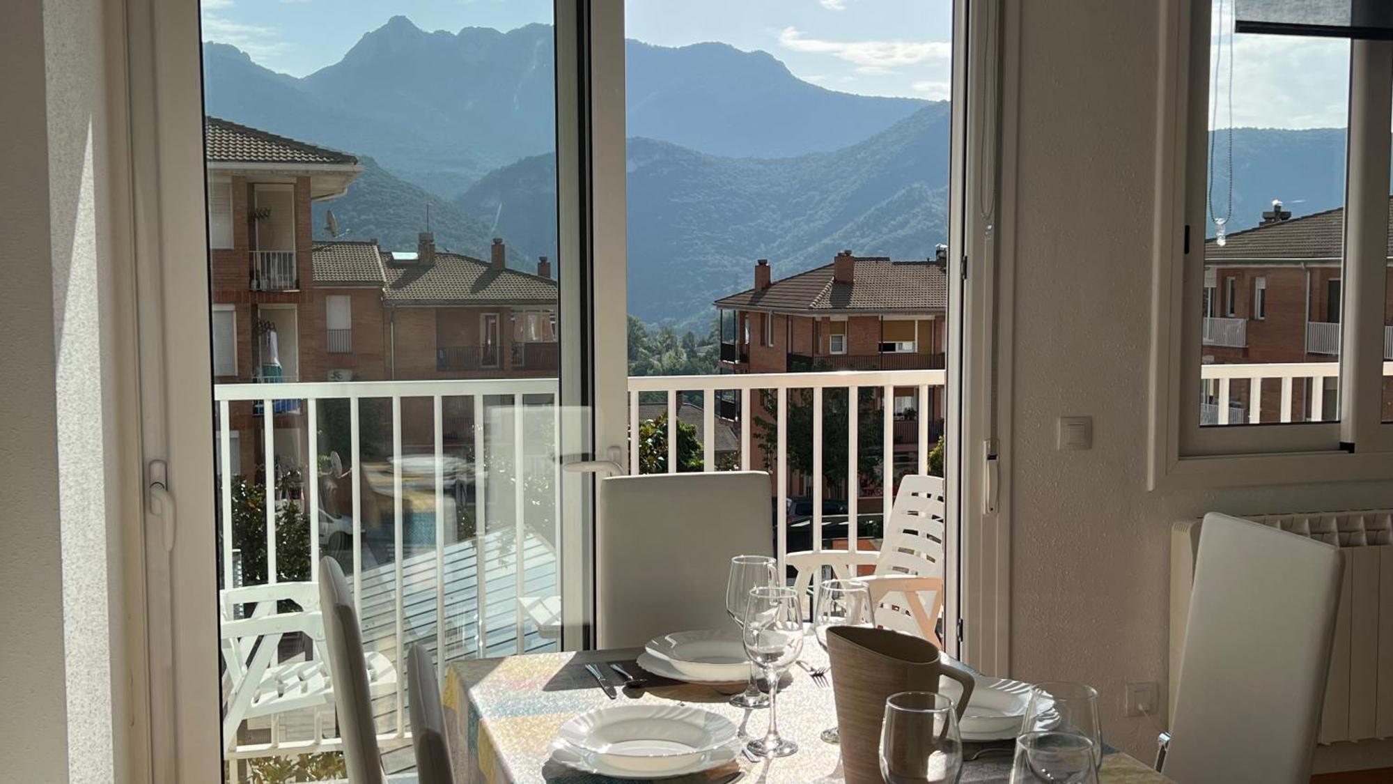 Apartament Acollidor Al Bergueda 6P Sant Jordi de Cercs Kültér fotó